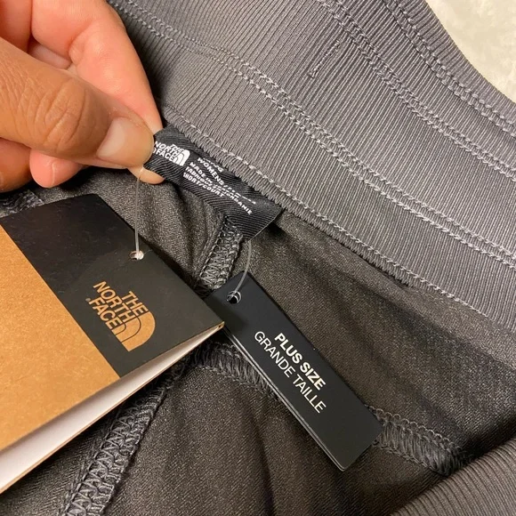 NWT! The North Face Aphrodite Women's Plus Size 2X Gray Athletic Hiking Pants - Picture 9 of 9